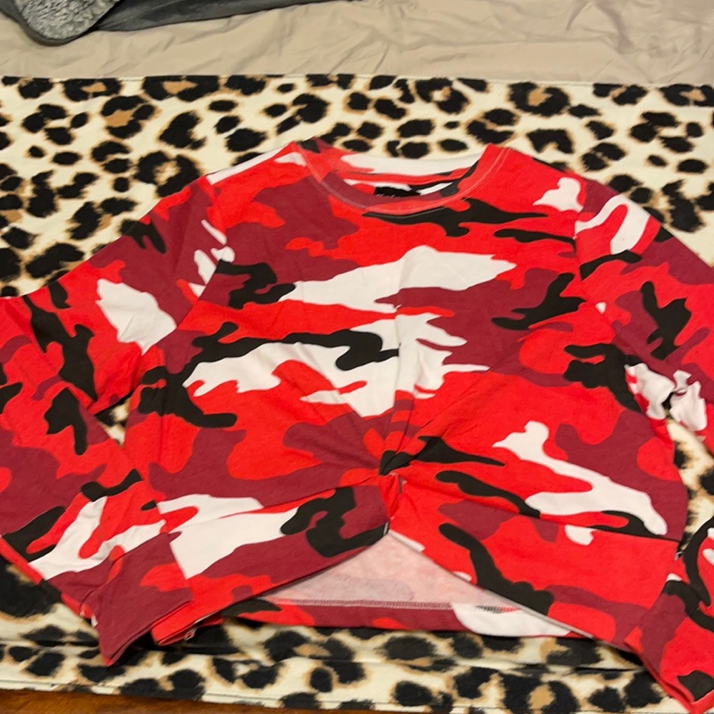 Used women’s sweat top